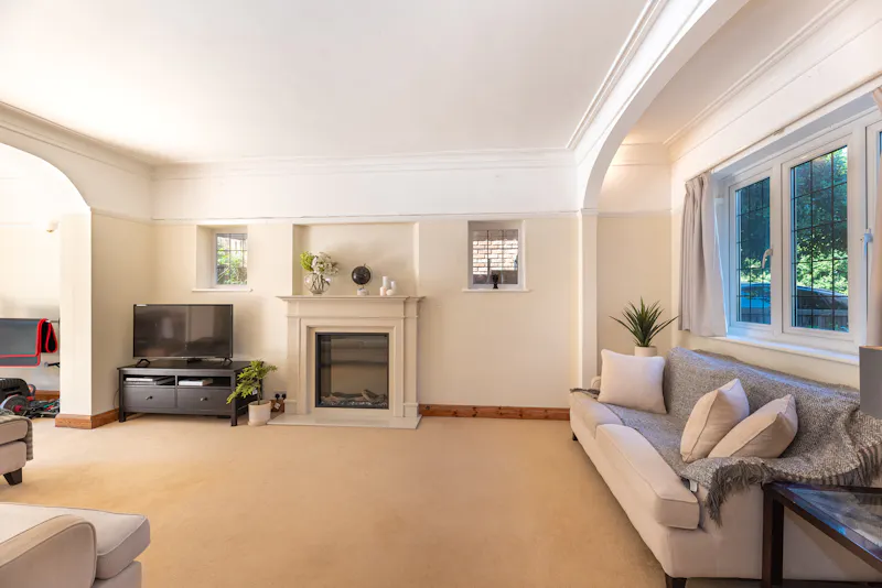 Bright family home in Purley, D2650 (photo 21)
