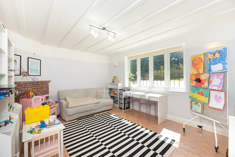Bright family home in Purley, D2650 (photo 16)