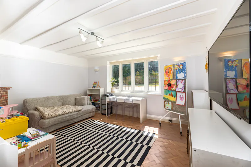 Bright family home in Purley, D2650 (photo 15)
