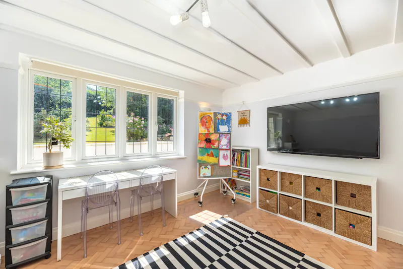 Bright family home in Purley, D2650 (photo 14)