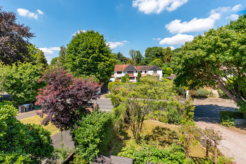 Bright family home in Purley, D2650 (photo 44)