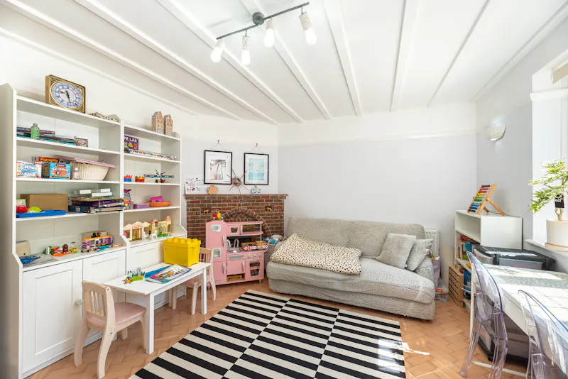 Games room at Bright family home in Purley, D2650 (photo 13)