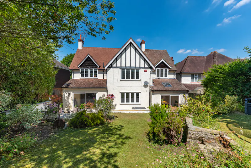 Bright family home in Purley, D2650 (photo 43)