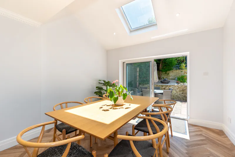 Bright family home in Purley, D2650 (photo 9)