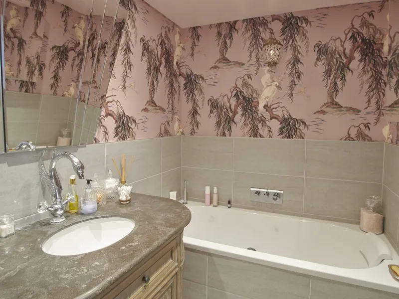 Bathroom at Elegant Camden Apartment, F1224 (photo 15)