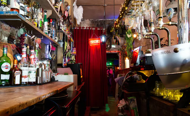 Hoxton Venue, R860 (photo 10)