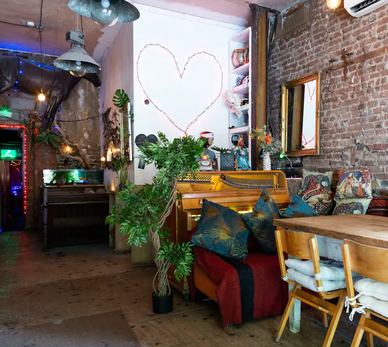 Floor - wooden at Hoxton Venue, R860 (photo 9)