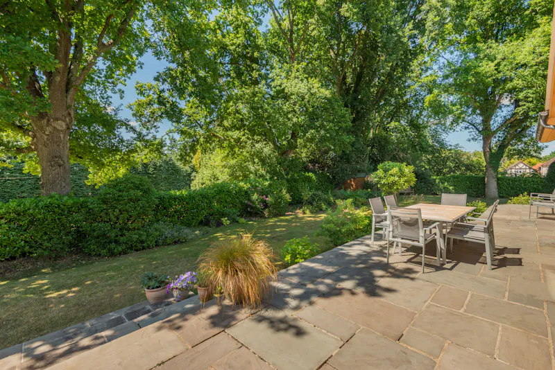 Terrace/Patio at Minimalist Peaslake house, D2652 (photo 16)