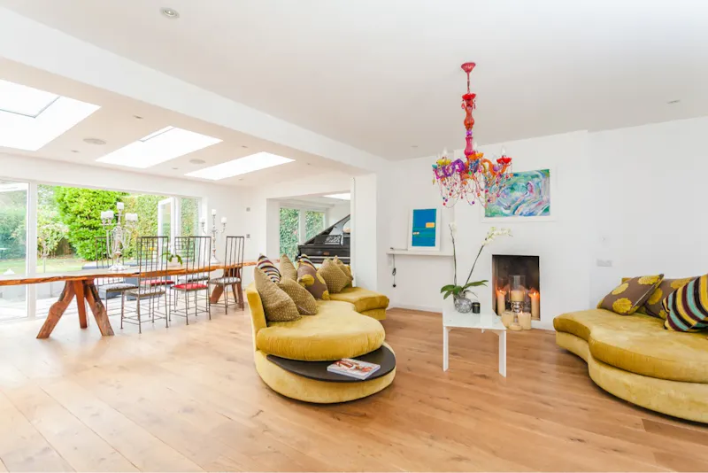 Open plan at Vacant Rickmansworth house, D2638 (photo 6)