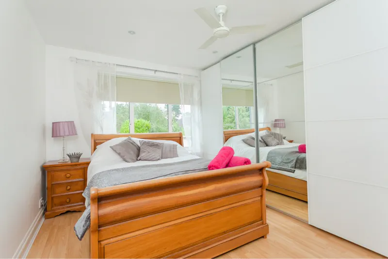 Bedroom at Vacant Rickmansworth house, D2638 (photo 14)
