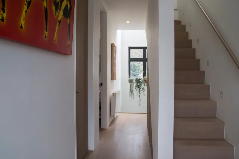Staircase at Victorian Harlesden Terrace, B1992 (photo 10)