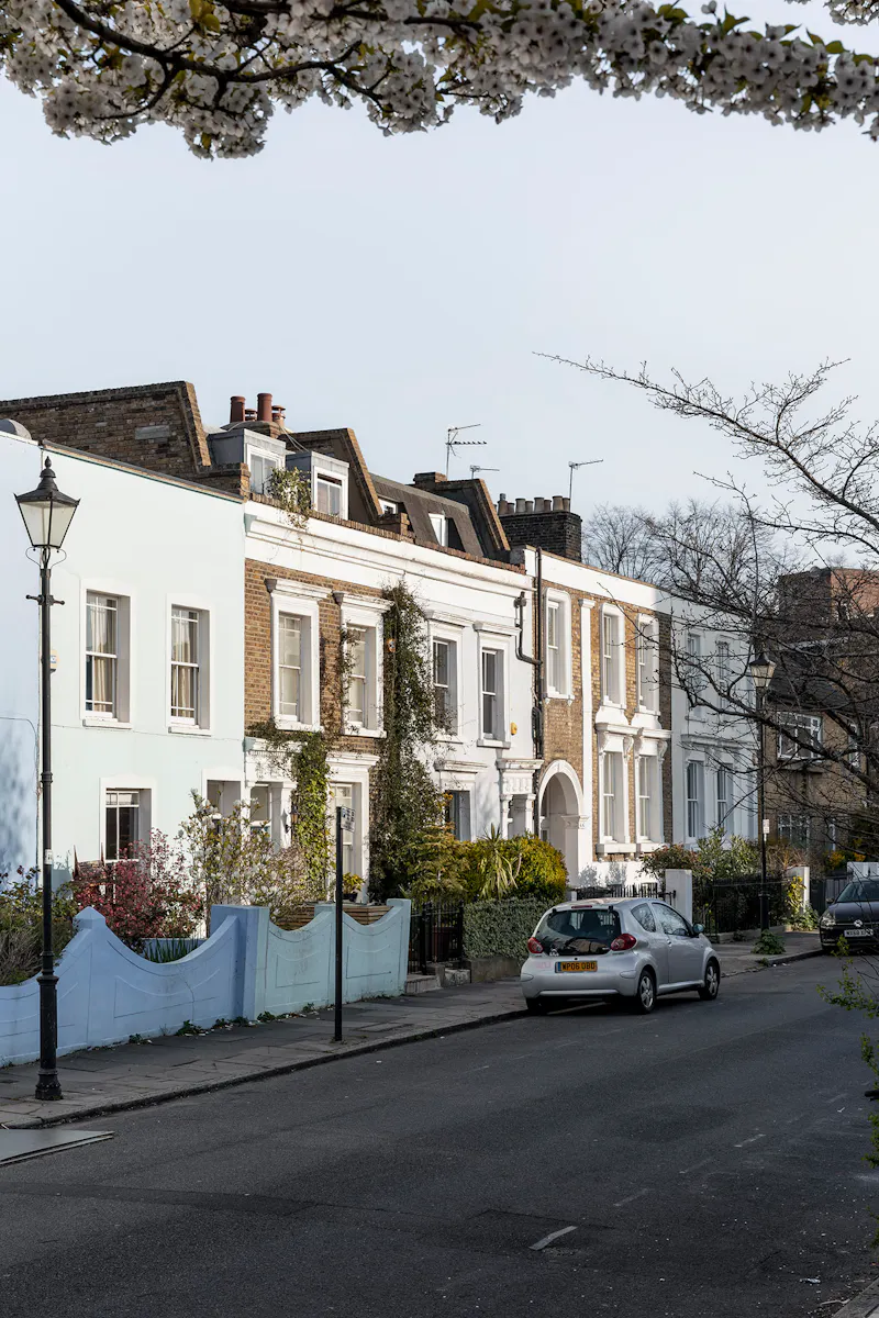 Colourful Vauxhall terrace, D2653 (photo 34)