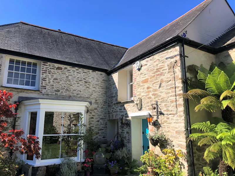 Farm house in Par, D2617 (photo 1)