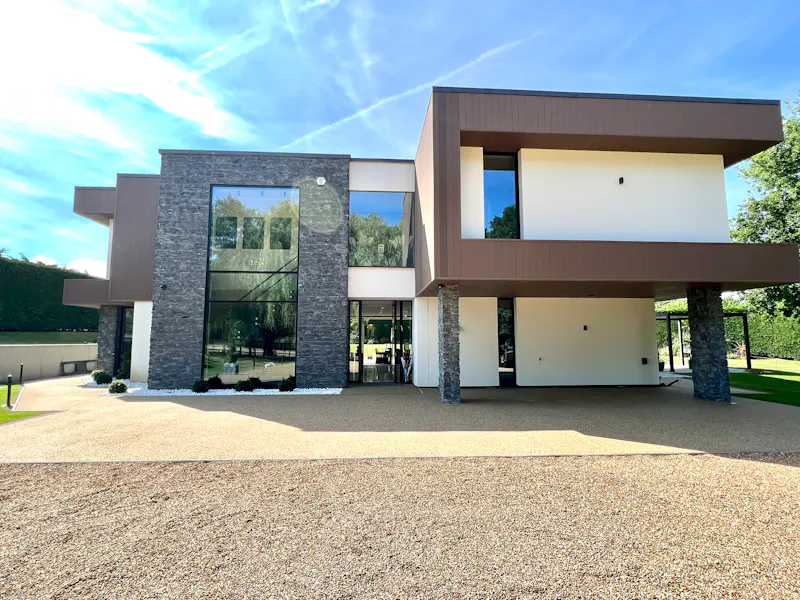 Modern Radlett House, K465 (photo 39)