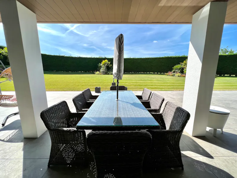 Modern Radlett House, K465 (photo 35)
