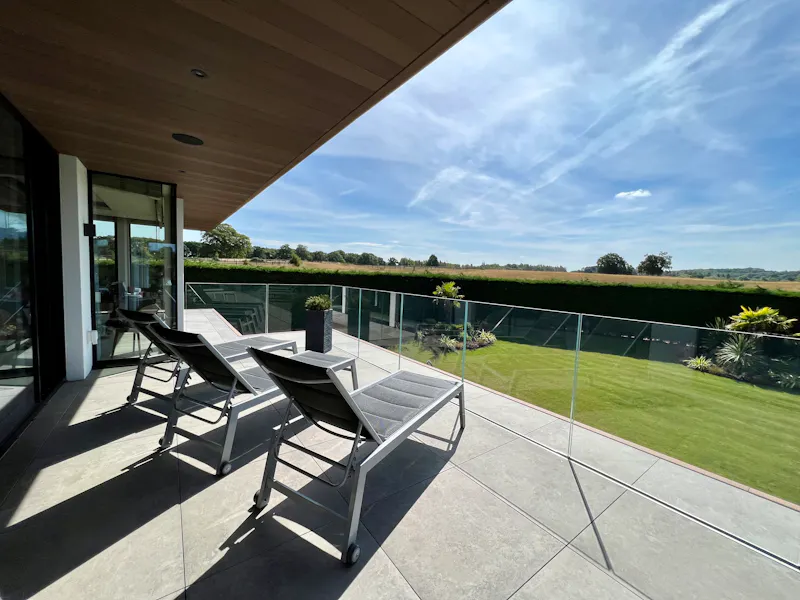 Modern Radlett House, K465 (photo 37)