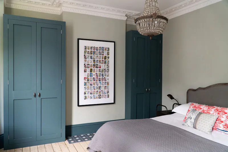 Bedroom at Brighton family house, B1873 (photo 33)