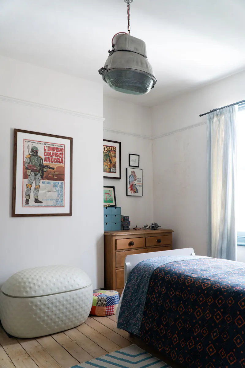 Bedroom - child's at Brighton family house, B1873 (photo 40)