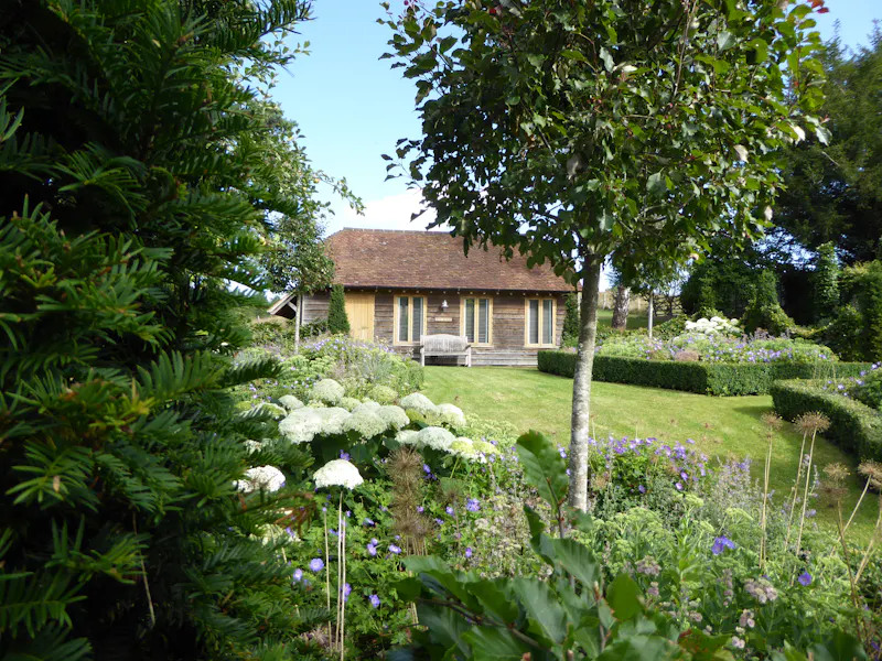 Edwardian Milford Vicarage, E507 (photo 24)