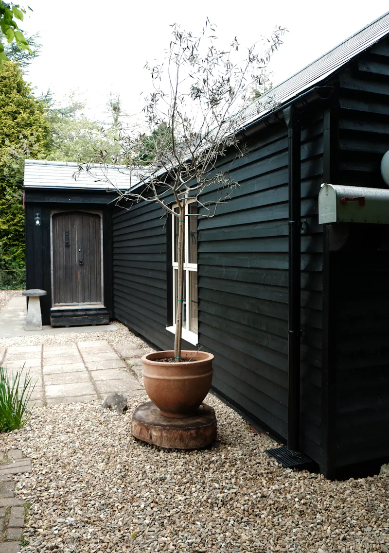 Terrace/Patio at Rustic timber cottage in Rye, C926 (photo 26)