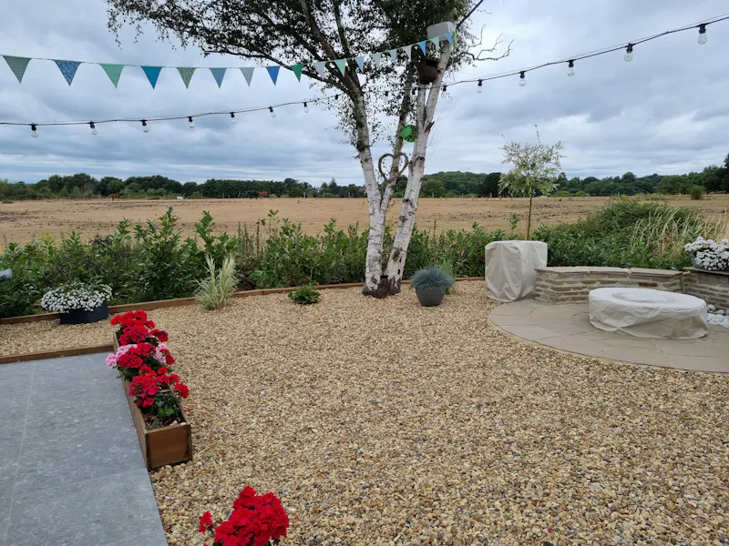 Garden at Secluded Cobham cottage, C927 (photo 14)