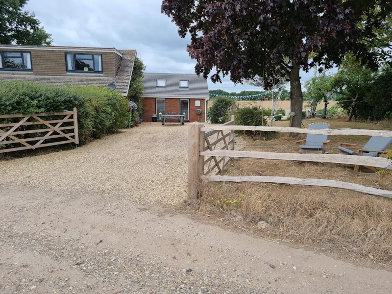 Secluded Cobham cottage, C927 (photo 17)
