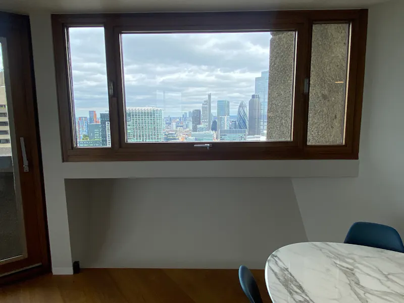 37th floor Barbican apartment, F1228 (photo 11)