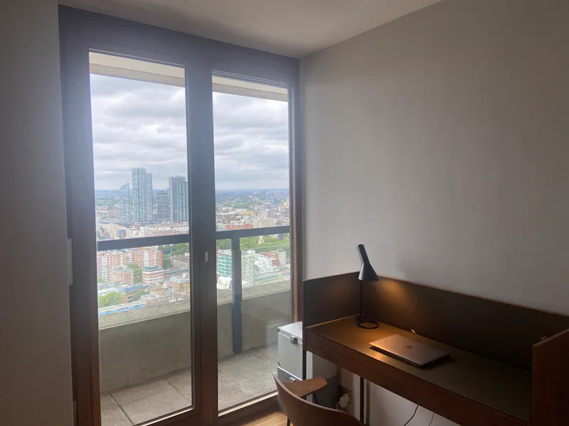 37th floor Barbican apartment, F1228 (photo 23)