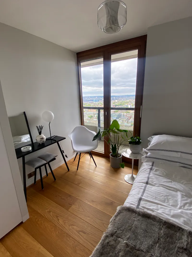 37th floor Barbican apartment, F1228 (photo 26)