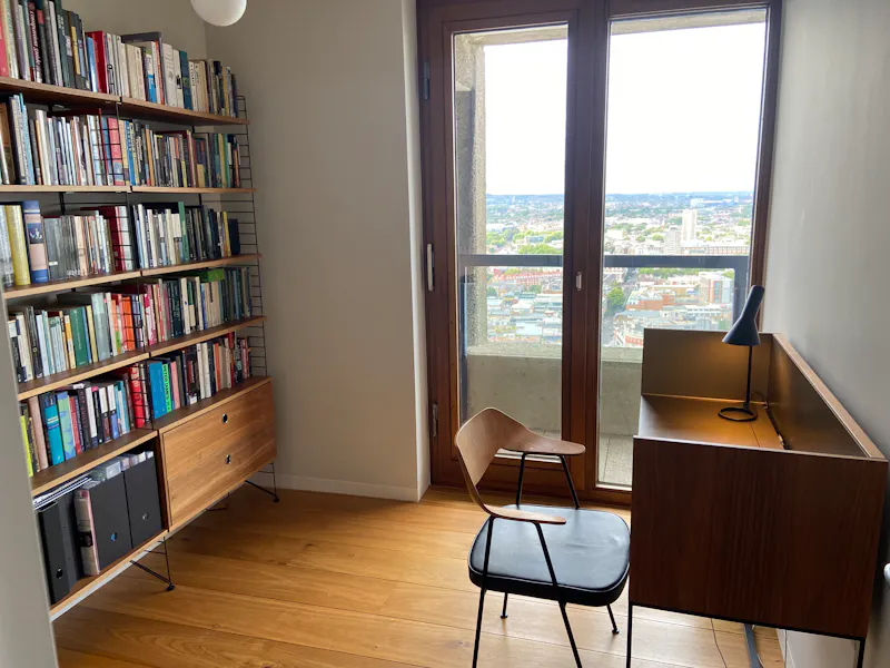 Study at 37th floor Barbican apartment, F1228 (photo 22)