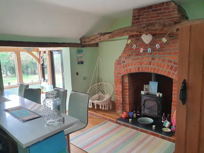 Exposed brick at Woodham Ferrers Family Home, D2658 (photo 8)