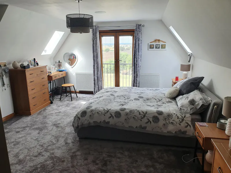 Bedroom at Woodham Ferrers Family Home, D2658 (photo 18)