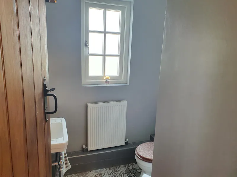 Bathroom at Woodham Ferrers Family Home, D2658 (photo 16)
