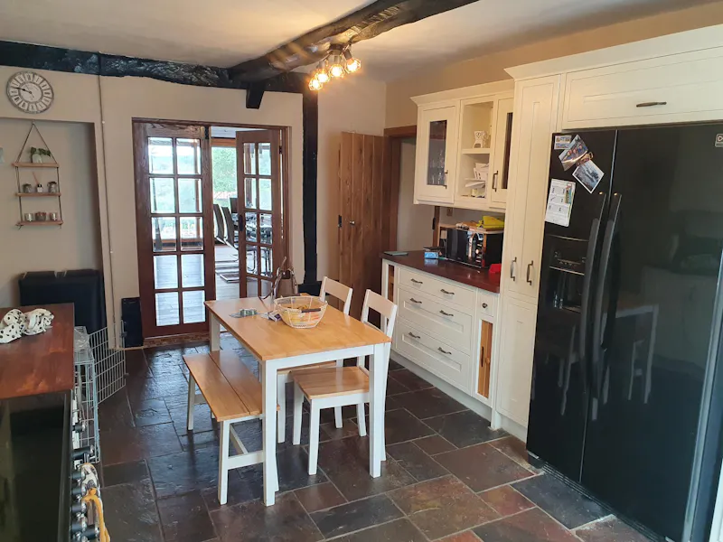 Kitchen at Woodham Ferrers Family Home, D2658 (photo 5)
