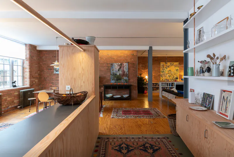 Old Street loft-style apartment, F1229 (photo 5)