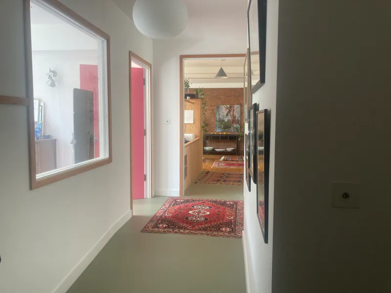 Entrance hall at Old Street loft-style apartment, F1229 (photo 8)