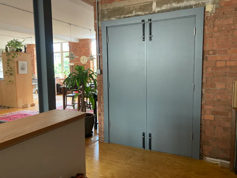 Old Street loft-style apartment, F1229 (photo 9)