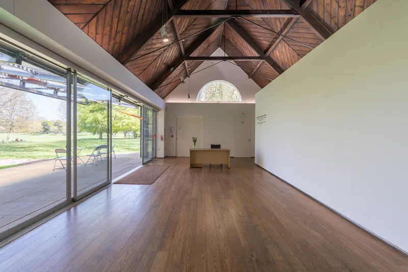 Floor - wooden at Huge hall in Surrey Quays , N200 (photo 15)