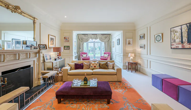 Living Room at Stylish Putney house, E505 (photo 15)