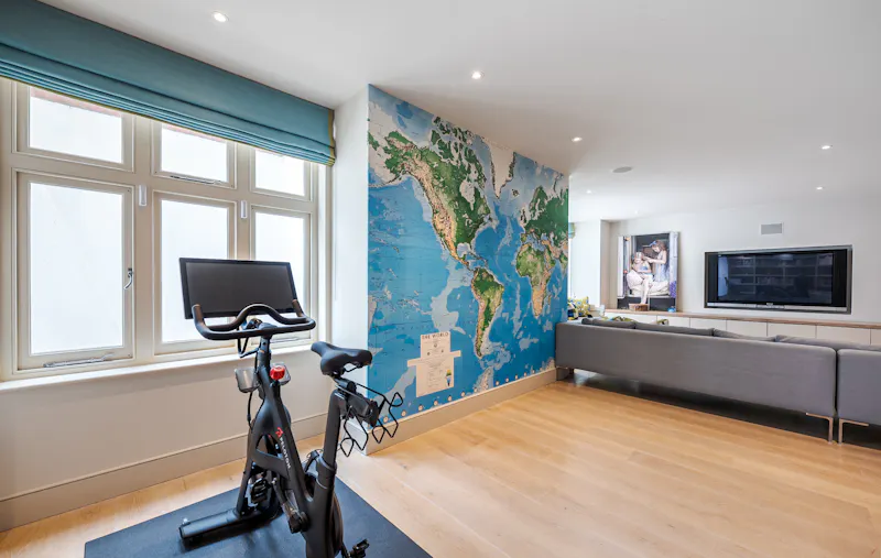 Open plan at Stylish Putney house, E505 (photo 25)