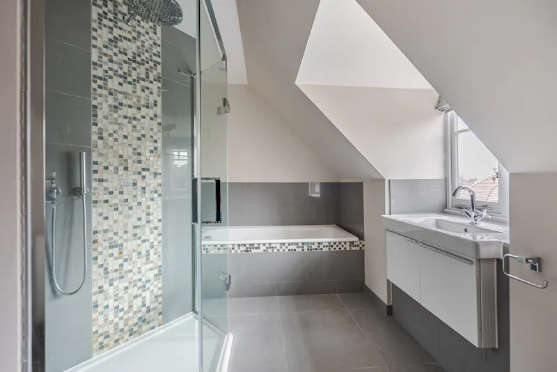 Bathroom at Stylish Putney house, E505 (photo 36)