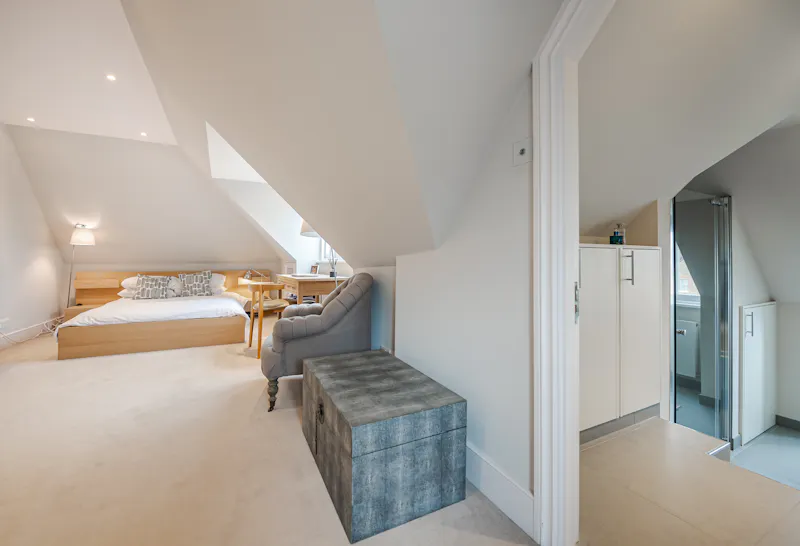 Bedroom at Stylish Putney house, E505 (photo 41)