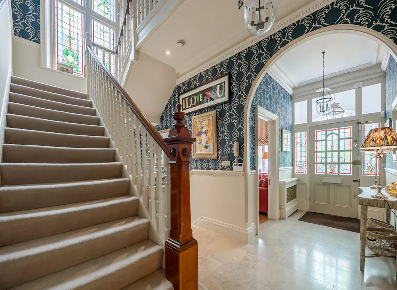 Wallpaper at Stylish Putney house, E505 (photo 43)