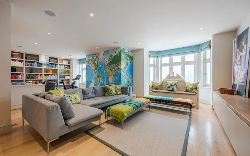 Stylish Putney house, E505 (photo 26)