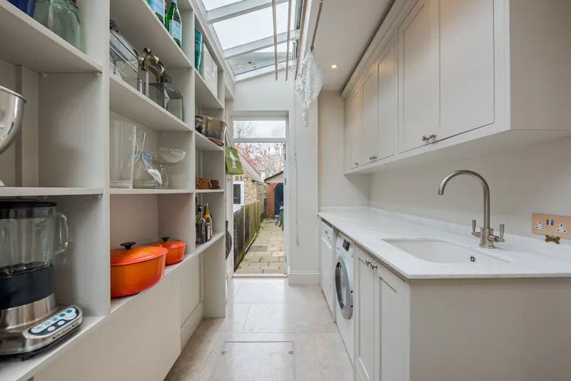 Stylish Putney house, E505 (photo 8)