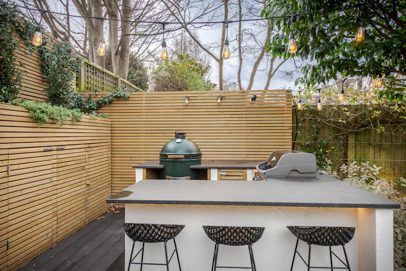 Terrace/Patio at Stylish Wandsworth house, B1994 (photo 22)