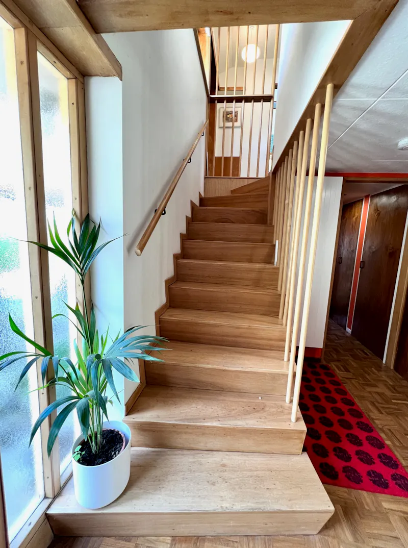 Staircase at Collington Modernist house, E508 (photo 9)