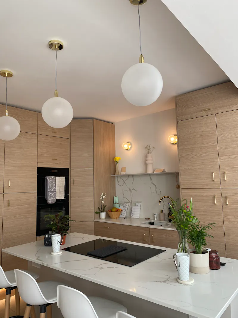 Kitchen at Terraced Tooting house, D2663 (photo 2)