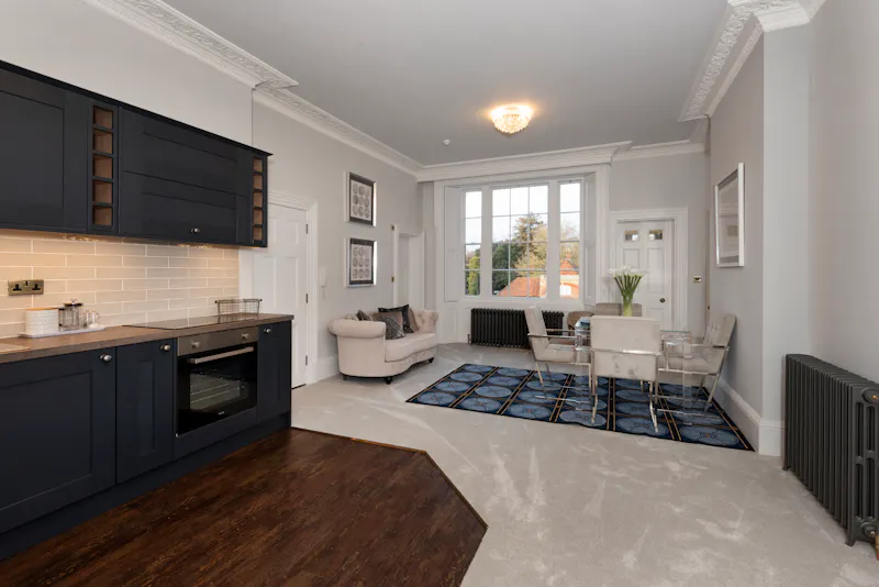Open plan at Tunbridge Wells Manor , A1584 (photo 8)