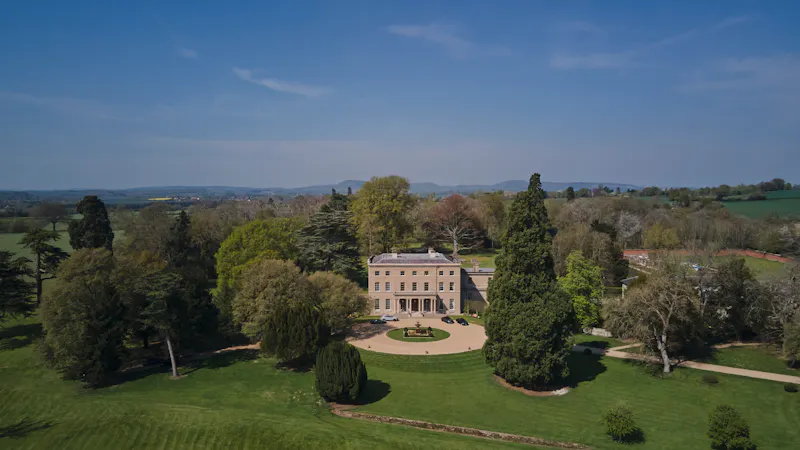 Countryside at Grand Worcestershire venue, B1999 (photo 1)